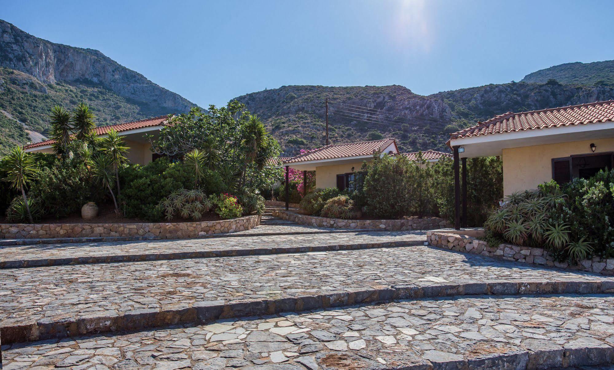 Monemvasia Village ภายนอก รูปภาพ
